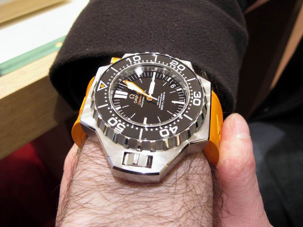 Visite de la boutique OMEGA Saint Honoré à Paris - Passion Horlogère